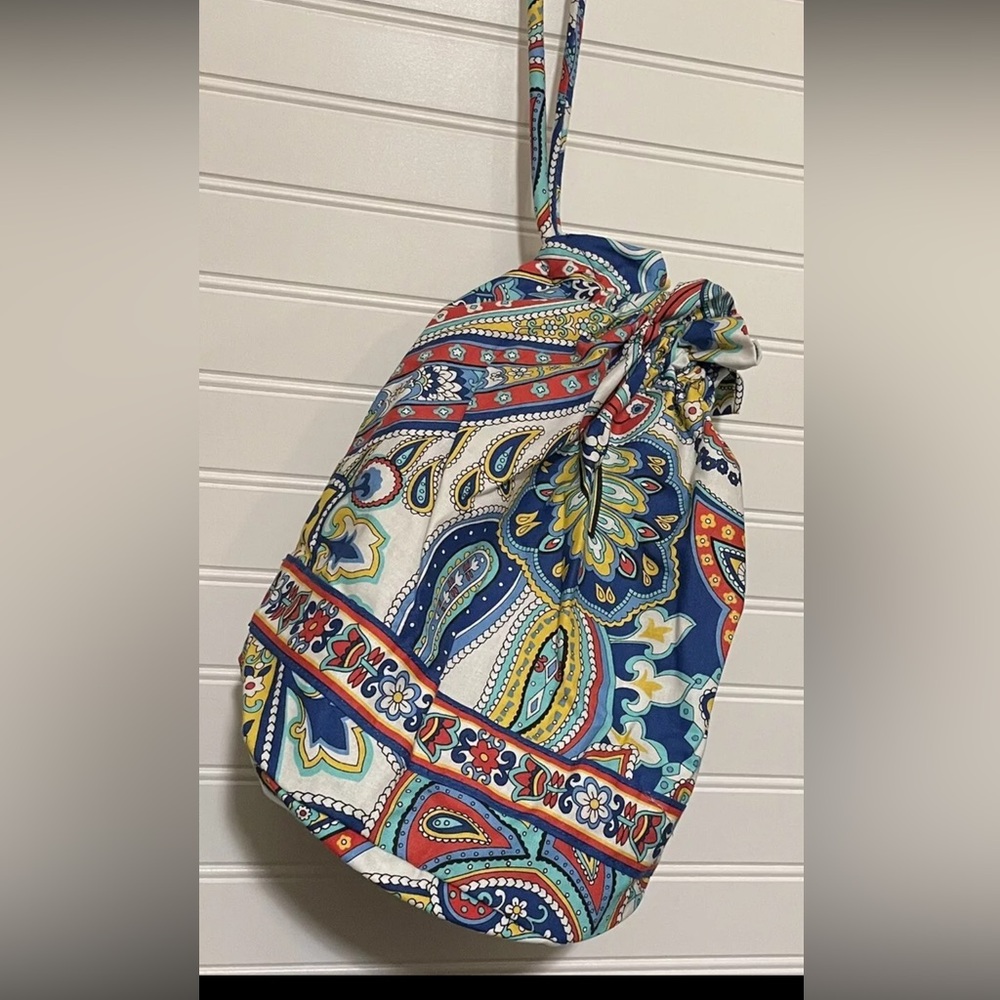 Retired Vera Bradley " Marina Paisley " Pattern Drawstring Ditty Bag, Exc. cond